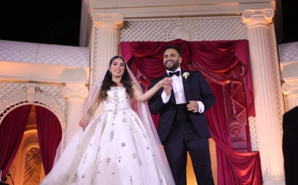 كوكبة من النجوم يشاركون في حفل زفاف نجل محمد فؤاد (فيديو)