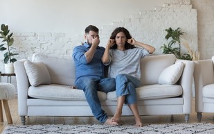 9 طرق للتعامل مع الزوجة العنيدة.. ليس من بينها العنف