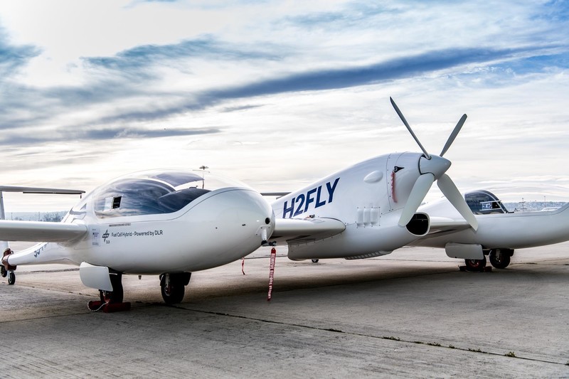 HY4.. أول طائرة صديقة للبيئة تعمل بالهيدروجين السائل 