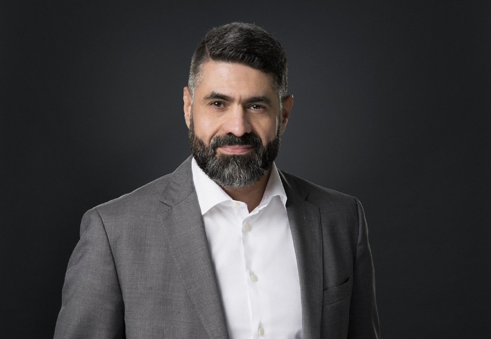 أحمد عودة نائب الرئيس والمدير العام للشركة في منطقة الشرق الأوسط وتركيا وشمال إفريقيا