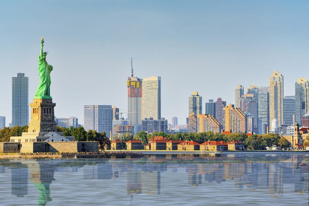  نيويورك في الولايات المتحدة الأمريكية من أجمل الأماكن السياحية في العالم وأرخصها 2022
