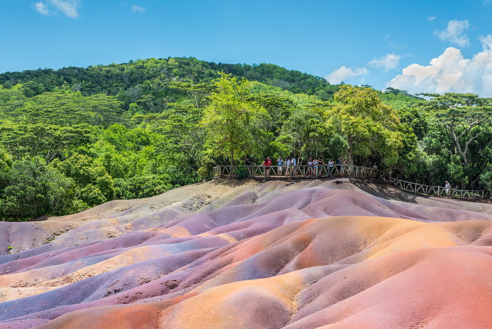 أرض الألوان السبعة.. أفضل الأماكن السياحية في موريشيوس