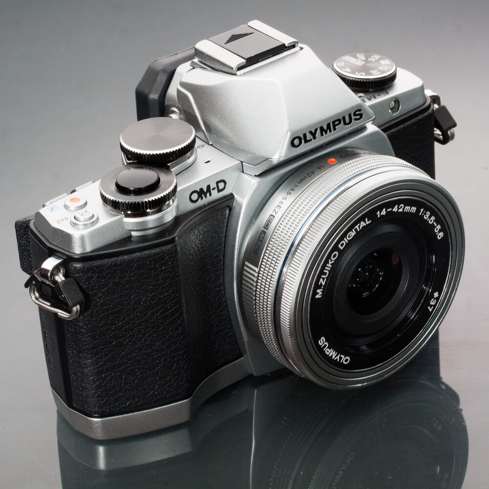 كاميرا Olympus OM-D E-M5 Mark III