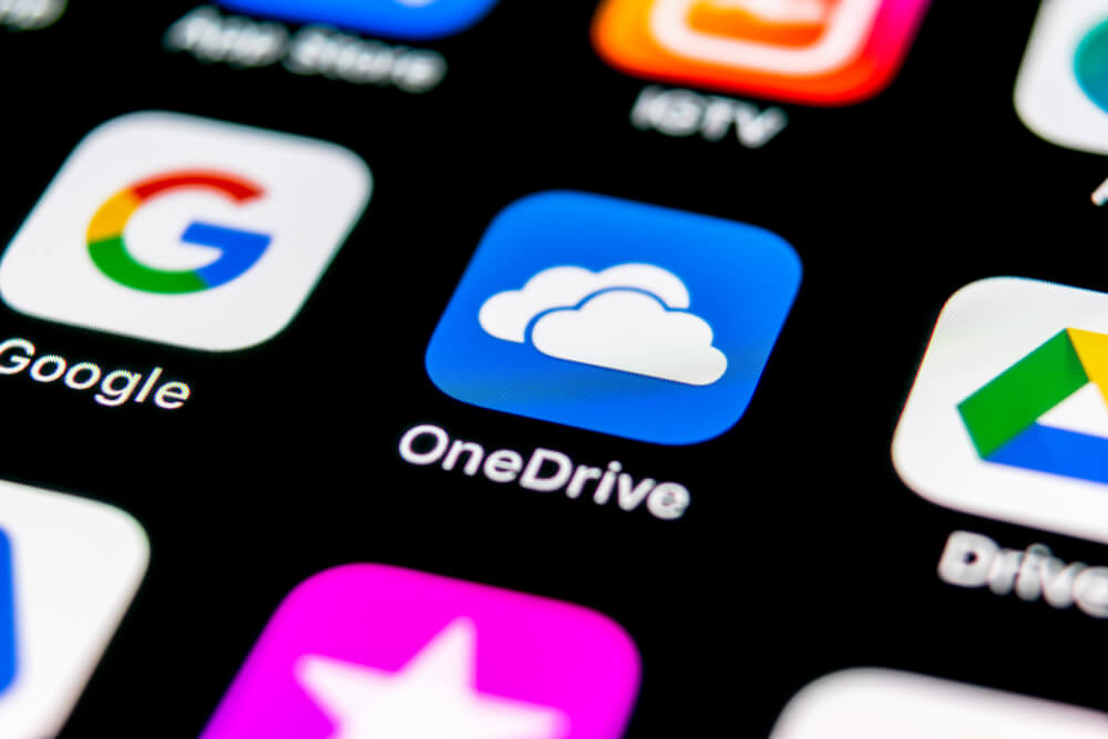 تطبيق One Drive و تطبيق Google Drvie إحدى تطبيقات التخزين السحابي 2022