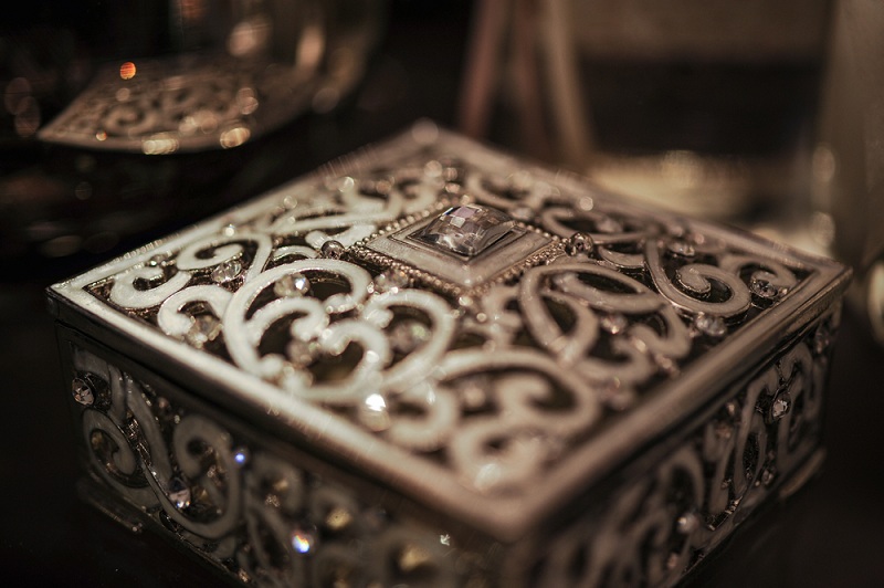 صندوق مجوهرات فاخر أجمل هدايا الخطوبة