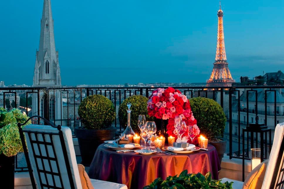 فندق زيتز باريس من أفضل الفنادق في فرنسا